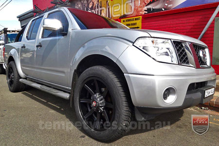 20x9.0 Ballistic Razorback on NISSAN NAVARA