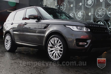 22x10 Cosworth Silver on LAND ROVER DISCOVERY