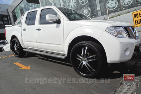 24x9.0 Giovinco G-03 Black on NISSAN NAVARA