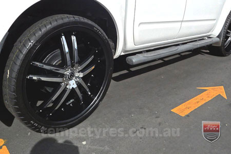 24x9.0 Giovinco G-03 Black on NISSAN NAVARA