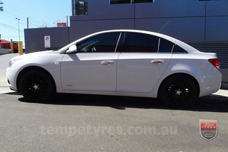 20x8.5 Lenso Como Black on HOLDEN CRUZE