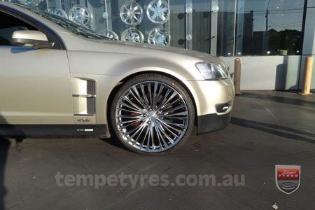 22x9.0 Lenso ESA on HOLDEN HSV