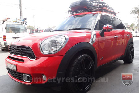 19x8.5 19x9.5 Style5409 on MINI COUNTRYMAN