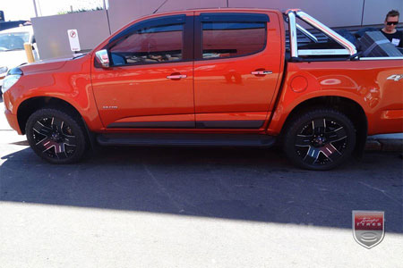 20x9.0 Ballistic Hyjak on FORD RANGER