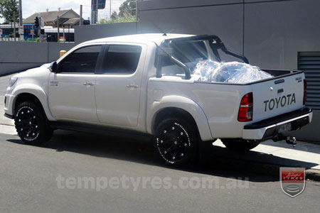 18x9.0 Ballistic Jester on TOYOTA HILUX