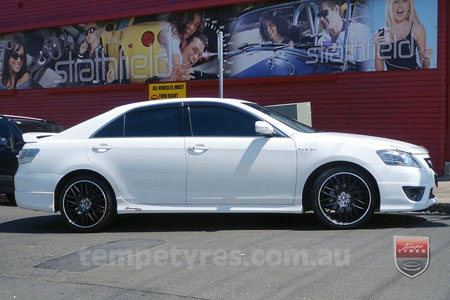 19x8.5 Lenso Type-M MBJ on TOYOTA AURION