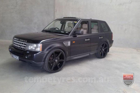 24x9.5 Incubus 842 GB on RANGE ROVER SPORT