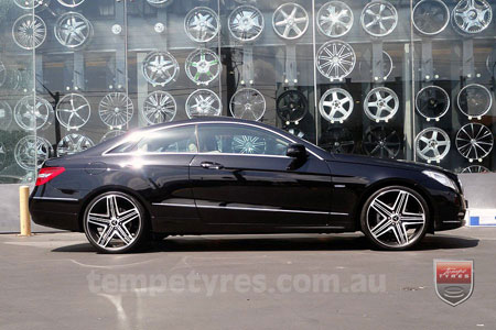 20x8.5 Menzari Z12 on MERCEDES E-CLASS