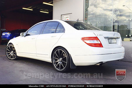 19x8.5 AN Style1223 on MERCEDES C-Class