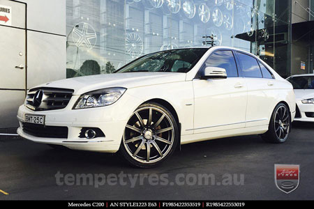 19x8.5 AN Style1223 on MERCEDES C200