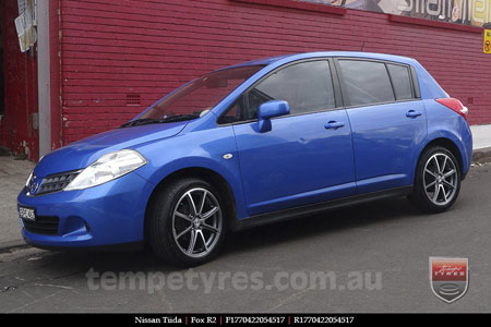 17x7.0 Fox R2 Gunmetal on NISSAN TIIDA