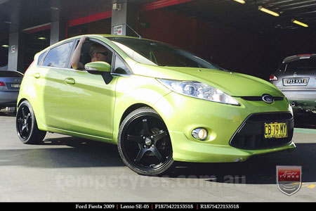 18x7.5 Lenso SE-05 on FORD FIESTA