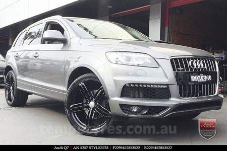 22x9.5 Style5733 Black on AUDI Q7