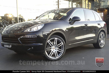 21x10 Style201 Gunmetal on PORSCHE CAYENNE 