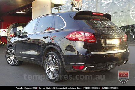 21x10 Style201 Gunmetal on PORSCHE CAYENNE 