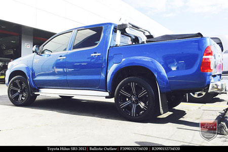 20x9.0 Ballistic Outlaw on TOYOTA HILUX SR5 