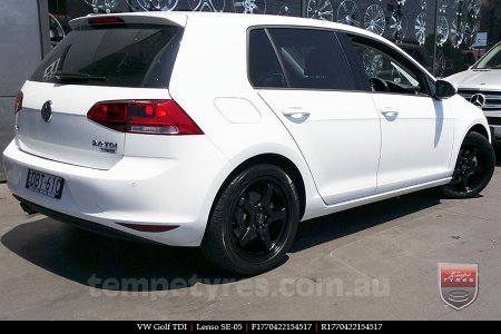 17x7.0 Lenso SE-05 on VW GOLF