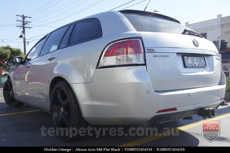 18x8.0 Akuza Axis 848 FB on HOLDEN COMMODORE VE
