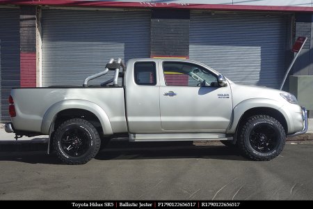 17x9.0 Ballistic Jester on TOYOTA HILUX SR5