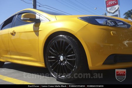 18x8.0 Lenso Como Black on FORD FOCUS