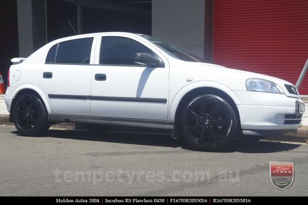 16x7.0 Incubus RS Flawless 0450 on HOLDEN ASTRA