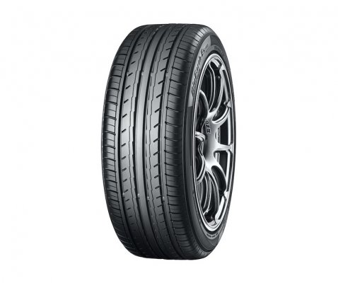 Yokohama 175/60R16 82H BluEarth ES32