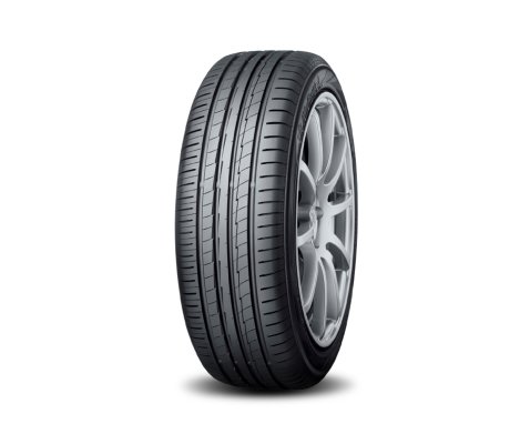 Yokohama 215/55R17 94W BluEarth AE50